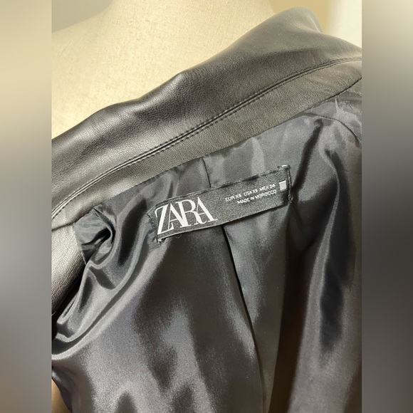 Zara Sleeveless Faux Leather Vest - Picture 6 of 7